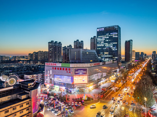 潮漫酒店(唐山新街万达广场店)