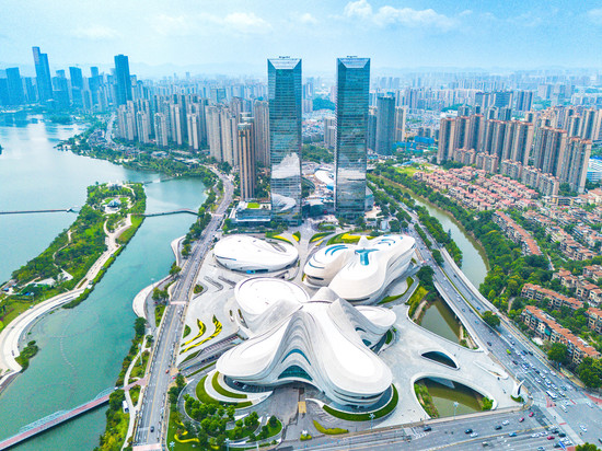 长沙岳麓戴斯温德姆酒店(文化艺术中心地铁站店)