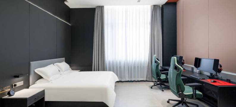 嘻爱电竞酒店(高铁站店)图片