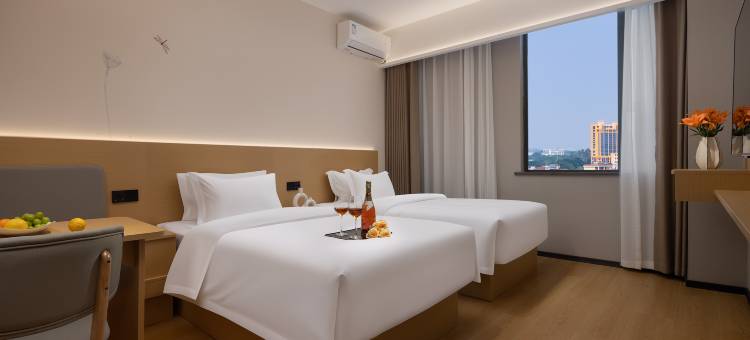 汐小满酒店(永州零陵春天购物广场店)图片