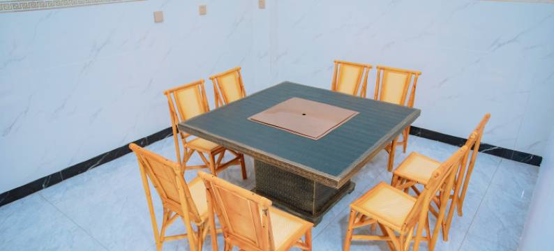 程海湖岸云栖民宿图片