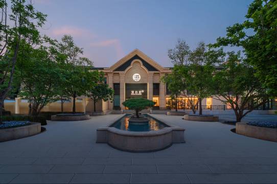 哈尔滨冰雪大世界融创茂漫心府