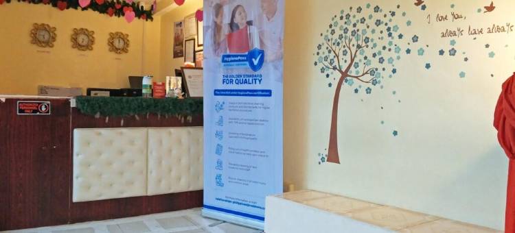 红多兹酒店-近巴克莱大道麦特罗超市(RedDoorz near Baclay Drive Super Metro)图片