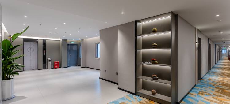 明光城小蜗电竞酒店(南湖公园店)图片