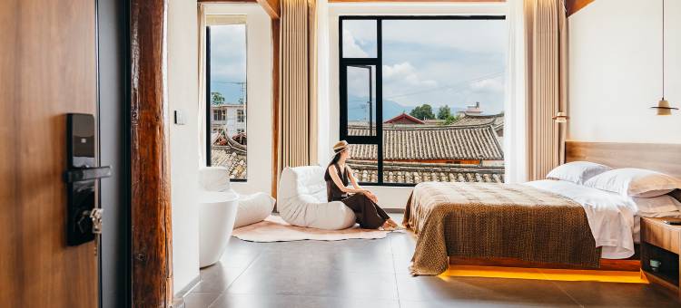 无夏而立°Beyond Summer丨雪山私汤丨原木智控独院(白沙古镇店)图片