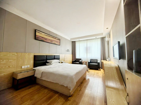 娄底娄星区人文科技学院安其居酒店