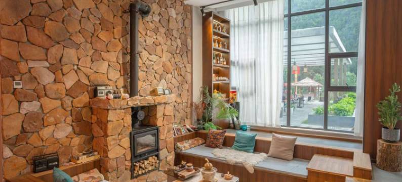 康定听涧民宿(木格措中谷村店)图片