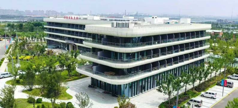 美景国际酒店(青岛红岛国际会展中心康复大学店)图片