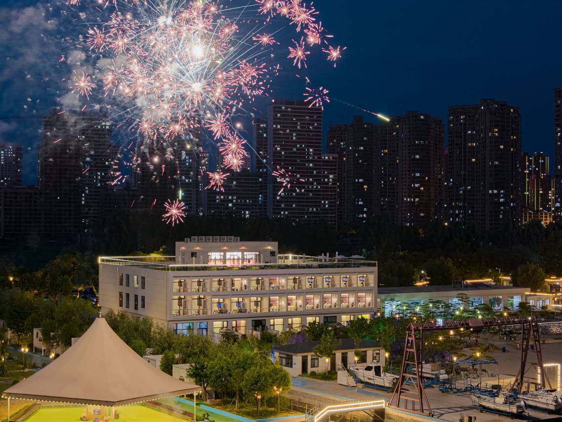 和诚海景度假酒店(东戴河欢乐海洋牧场店)图片