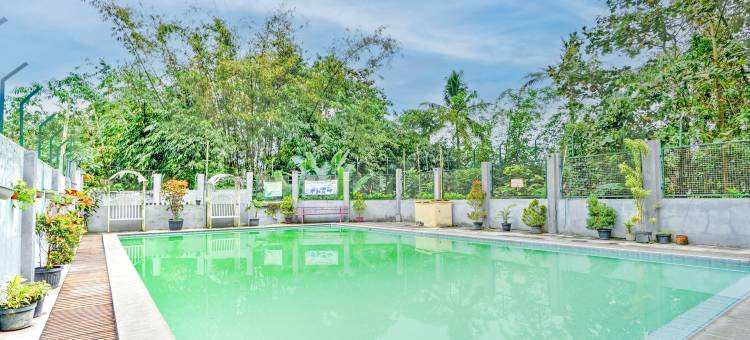 Velodrome Inn酒店，靠近玛琅收费站出口(Hotel O the Velodrome Inn Near Exit Toll Malang)图片