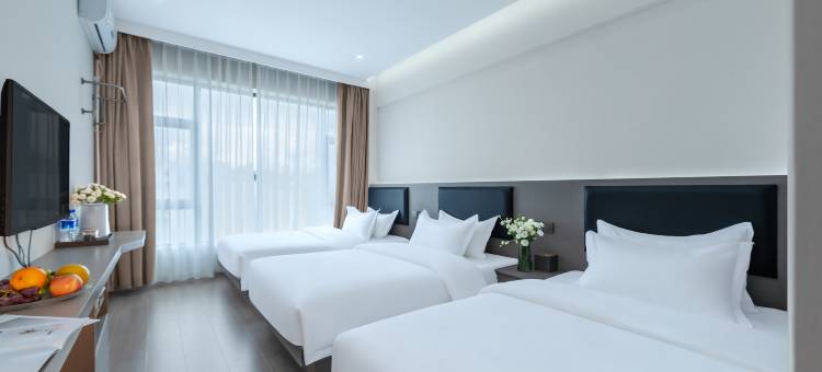 潮漫酒店(大理洱海兴盛桥店)图片