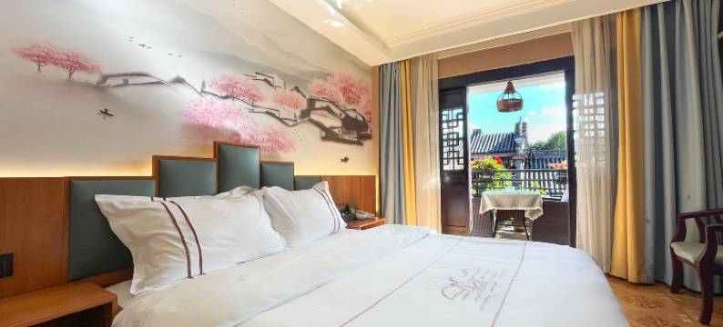 太阳岛酒店(楚雄彝人古镇高铁站店)图片