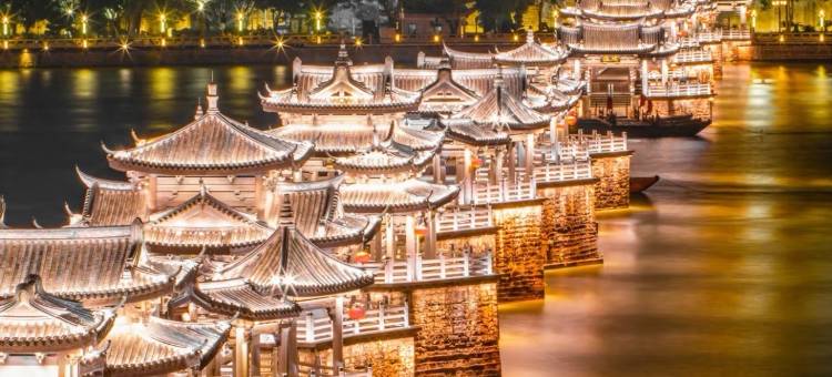 故里·Hometown月泊汤居酒肆|国风庭院(潮州古城牌坊街店)图片
