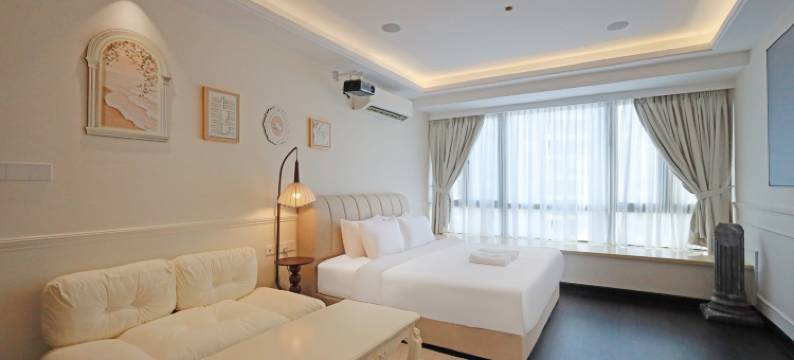 RNF Romantic French Elegant Style # Movie-Themed Surround Sound # Private Movie Theater图片