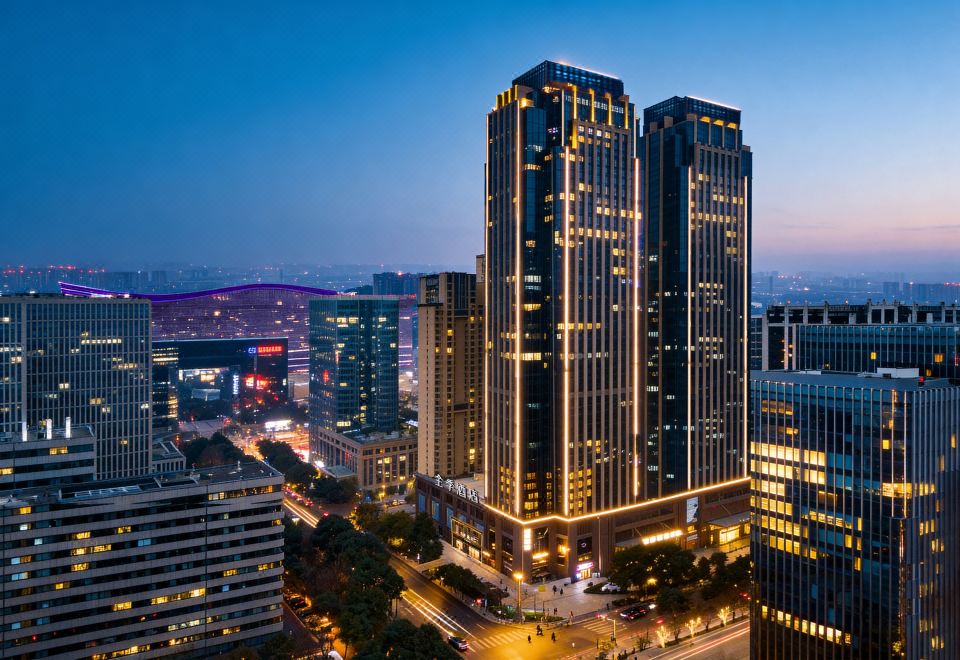 Ji Hotel (Chengdu Global Center Financial City Branch) over view