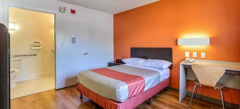 普莱森顿6号汽车旅馆(Motel 6 Pleasanton, CA)图片