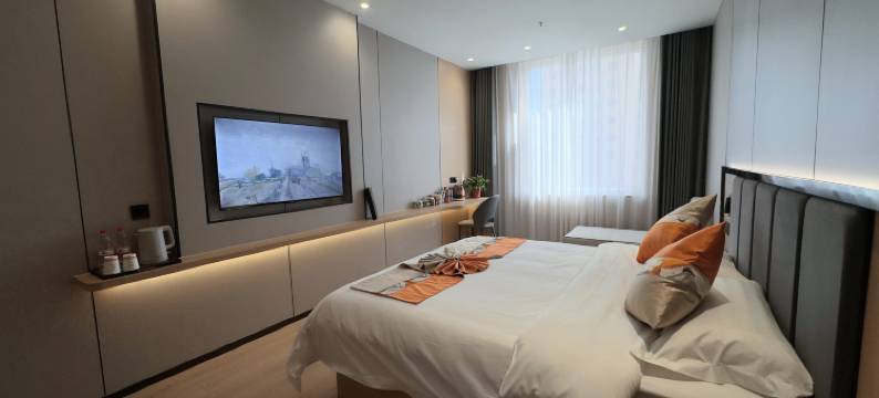 积石山丝路名庭酒店图片