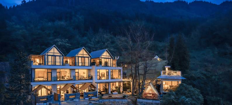 雲端·山舍私汤民宿图片