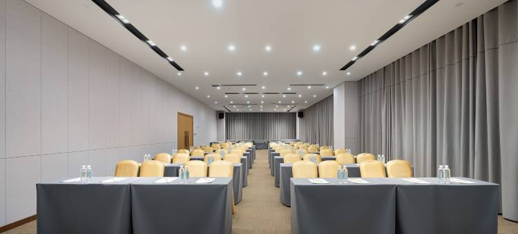 百色建通臻悦酒店(百色高铁站店)图片