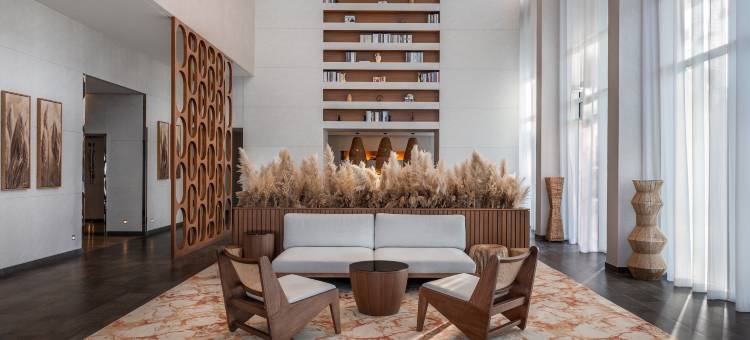 亚斯岛广场洲际环岛酒店(Yas Plaza Circuit by IHG)图片