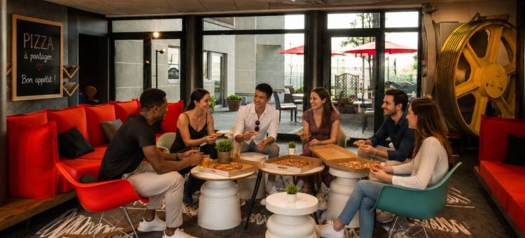 宜必思奥利舍维伊 7 号电车酒店(Ibis Orly Chevilly Tram 7)图片