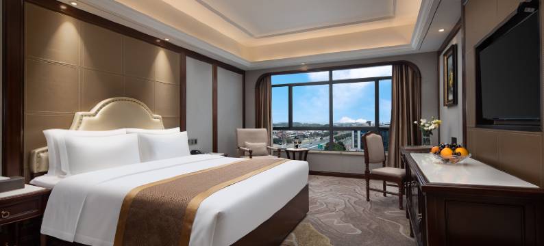 紫气东来酒店(长沙黄花国际机场店)图片