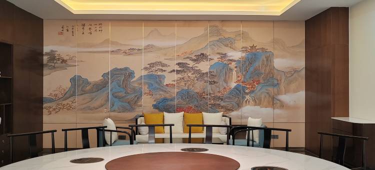 嘉峪关青年国际大酒店(大唐美食街迎宾湖店)图片