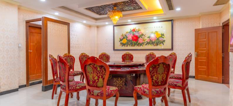 平南和蔼大酒店(县人民医院店)图片