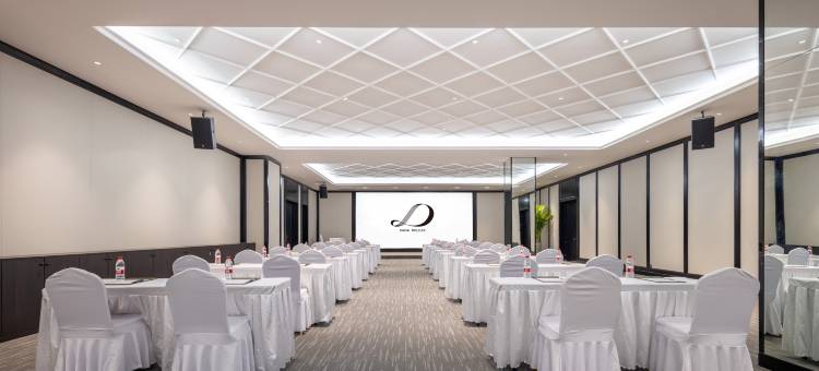 希岸Deluxe酒店(日照站奎山体育中心店)图片