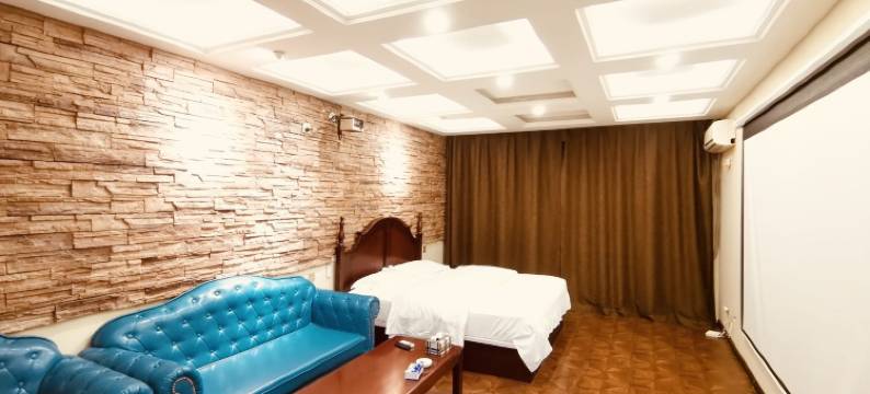 蜗居自助式情趣主题酒店(长春光华学院店)图片