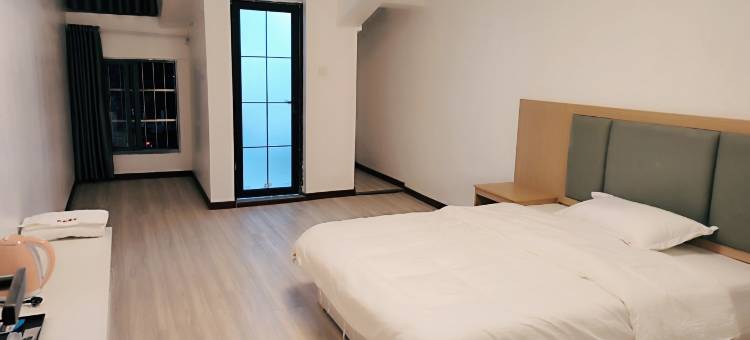 凯勤酒店(武汉体育学院藏龙岛校区)图片