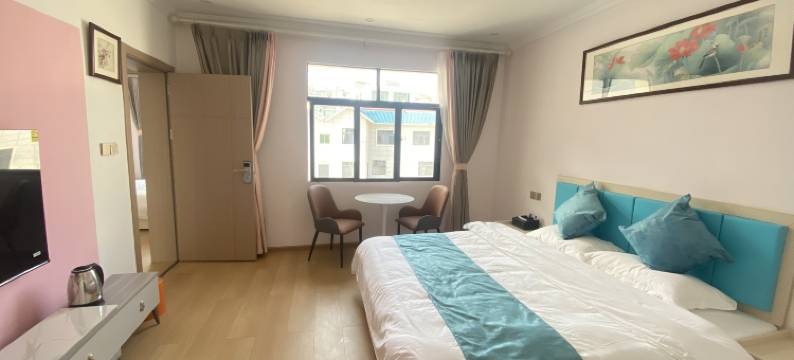 元宝杜鹃庄园(百里杜鹃风景区店)图片