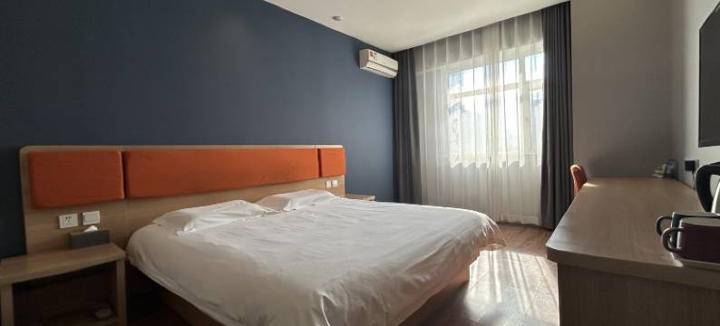 瑞庭酒店(哈尔滨万达广场哈西高铁站店)图片