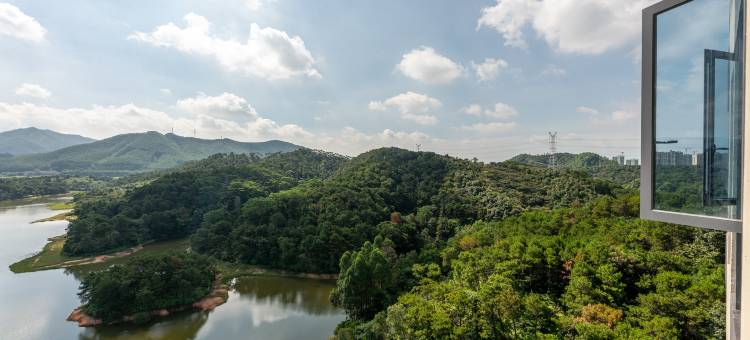 鹿居公寓(汇林路凤凰半岛店)图片