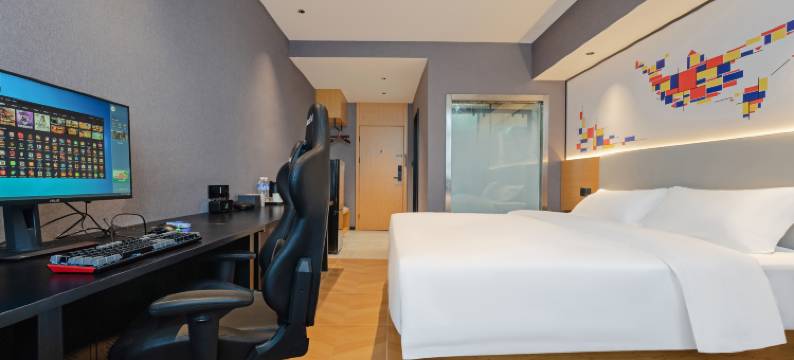 安宁电竞酒店(东台鼓楼步行街店)图片