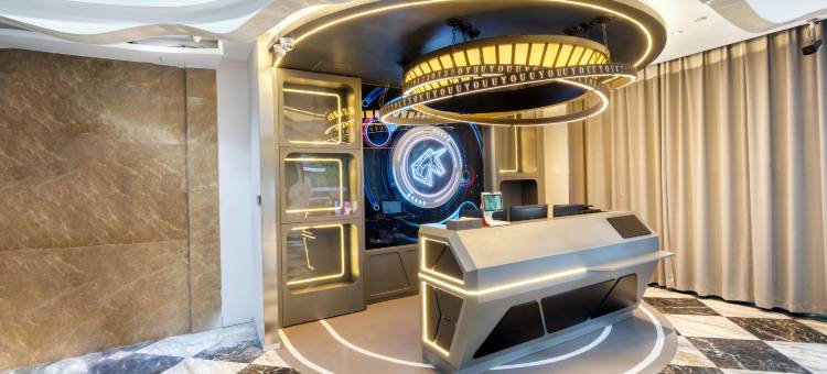 YouU悠游电竞酒店(上海长寿路武宁路地铁站店)图片