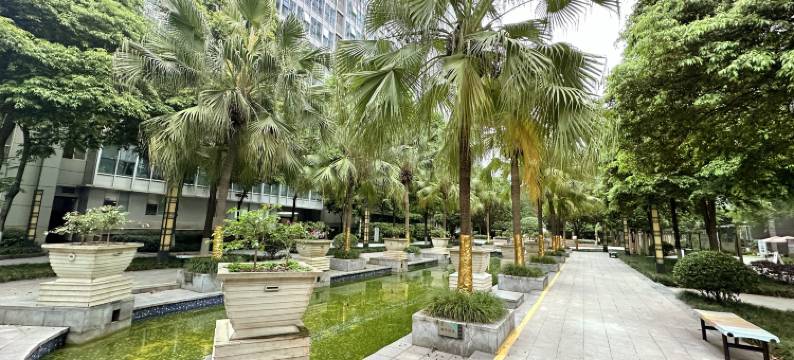 娟子的大house公寓(桐梓林地铁站店)图片