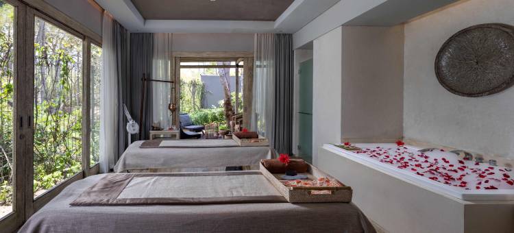 巴厘岛寰庭逐浪度假村(Cross Bali Breakers)图片