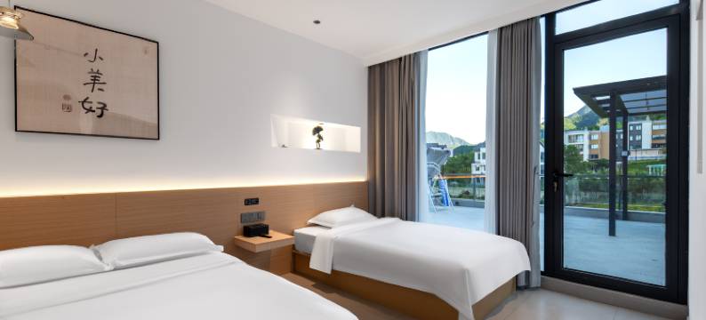 云逸之野·日出 团建度假公寓 (云上草原度假村店)图片