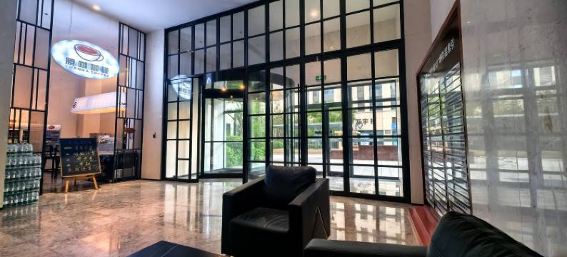 璞宿·LakeSideView高空设计师酒店(太原晋阳湖红灯笼体育场店)图片