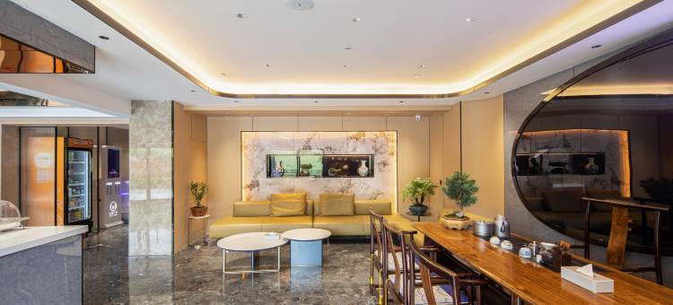 明宇丽呈酒店(昆明长水国际机场店)图片