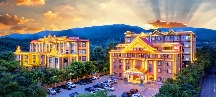 耿马金孔雀大酒店(耿马滨河家园店)图片