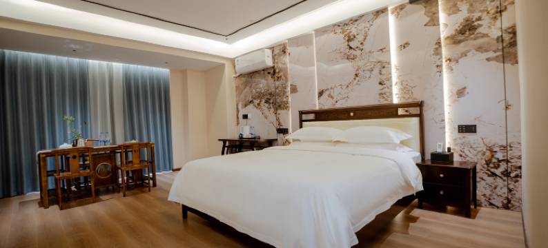 铭人影院精品酒店(黄石港万达广场店)图片