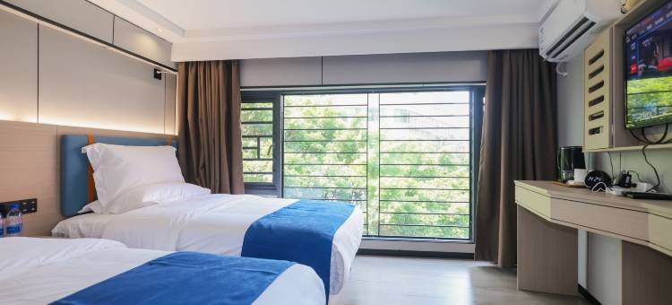 逸方公寓(广医附属第一医院海珠广场地铁站店)图片