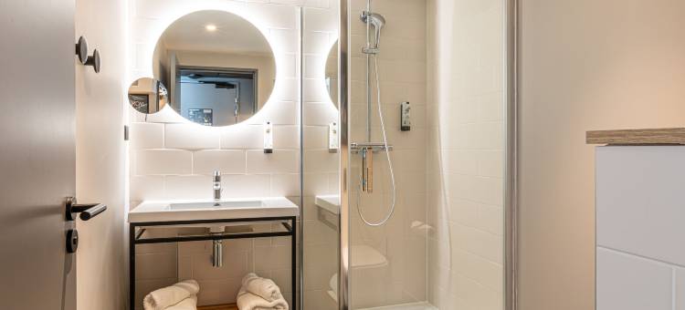 巴黎近郊阿涅尔贝斯特韦斯特酒店(Best Western M-Treize Paris Asnieres)图片