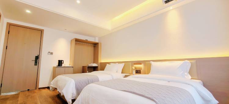 小鹿辰客·遂通酒店(三亚凤凰国际机场店)图片