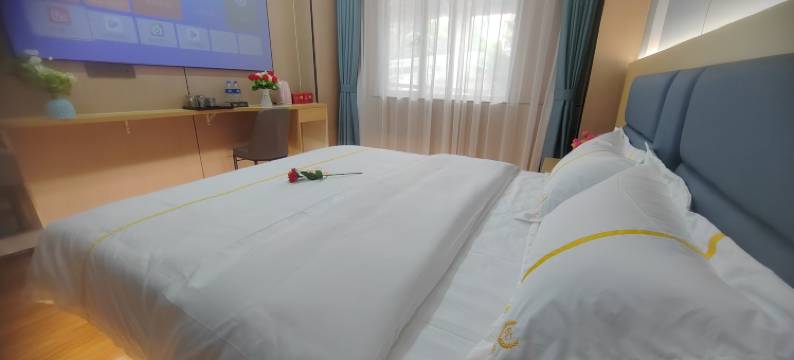 泊顿公寓(广州火车站西村地铁站店)图片