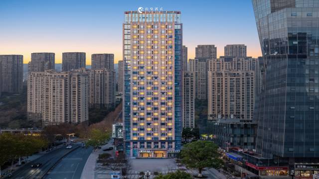 泊曼酒店(绍兴世茂广场店)