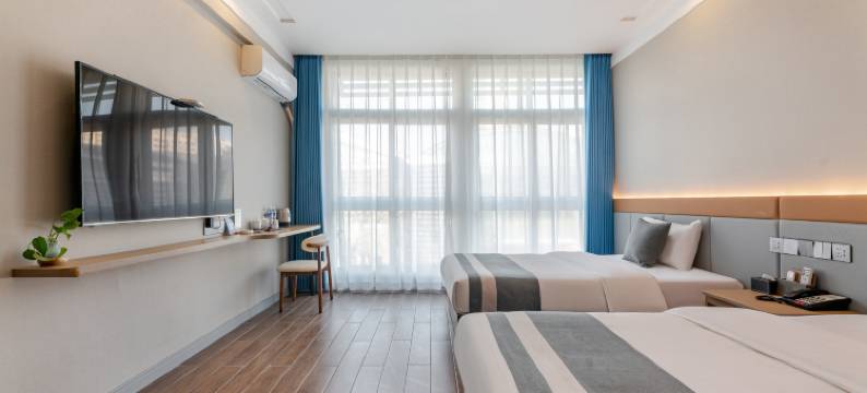 润杨商务酒店(秦皇岛火车站万达广场店)图片