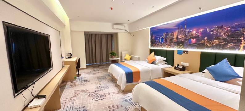 华南酒店(高陵鹿苑大道地铁站店)图片